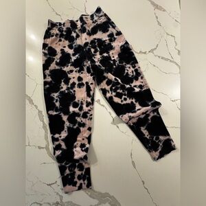 NWT - 525 America Pink/Bkue Multicolor Tie-Dye Joggers Small